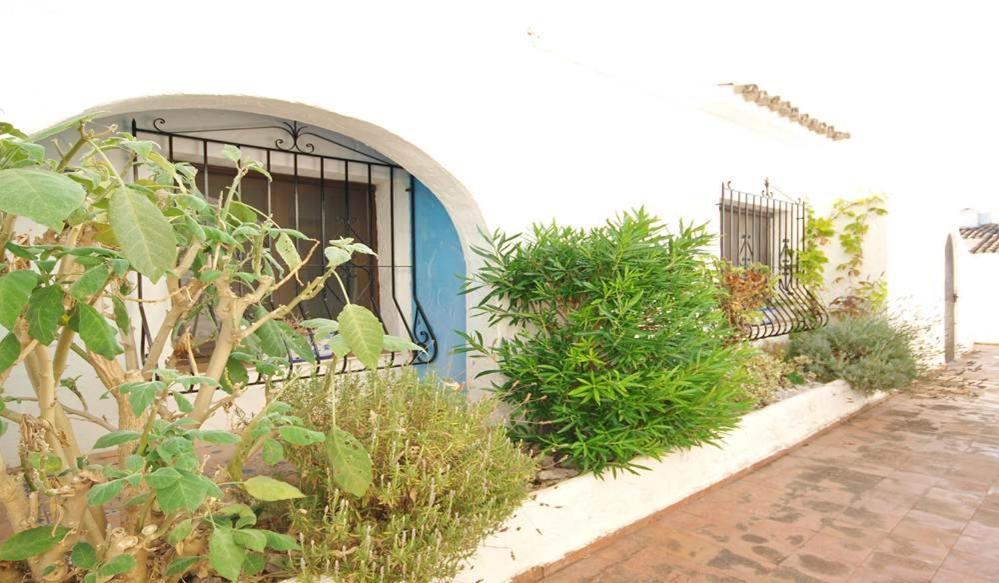 6 Persoons Bungalow Met Gemeenschapelijk Zwembad Benitatxell Exterior foto